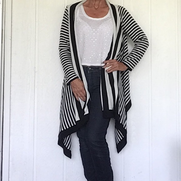 NINA LEONARD BLACK WHITE CARDIGAN SIZE SMALL - Picture 2 of 12